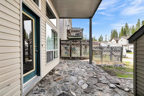 952 Wilson Way, Canmore, AB - Outdoor With Deck Patio Veranda With Exterior