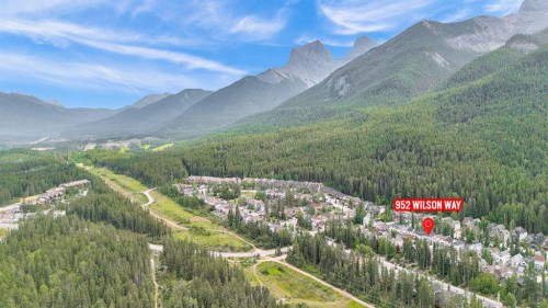 952 Wilson Way, Canmore, AB - Outdoor With View