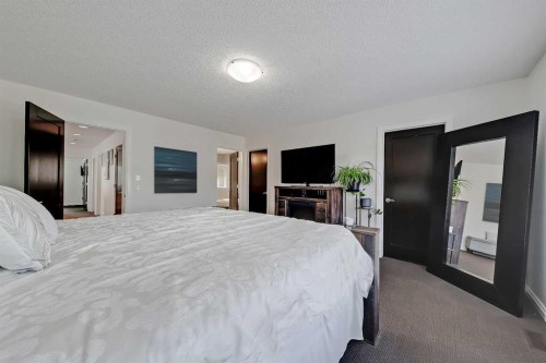 191 Chaparral Valley Terrace Se, Calgary, AB - Indoor Photo Showing Bedroom