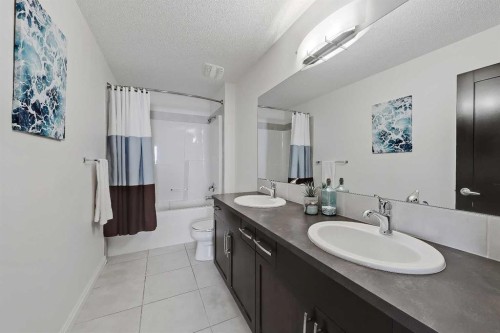 191 Chaparral Valley Terrace Se, Calgary, AB - Indoor Photo Showing Bathroom