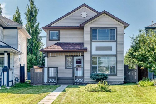 43 Somerside Common Sw, Calgary, AB - Outdoor With Facade
