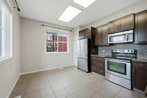 3 Evansview Gardens Nw, Calgary, AB - Indoor Photo Showing Kitchen With Stainless Steel Kitchen