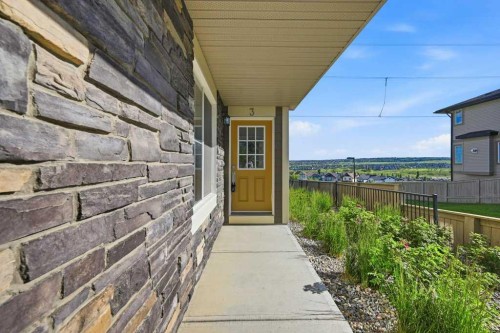 3 Evansview Gardens Nw, Calgary, AB - Outdoor With Exterior