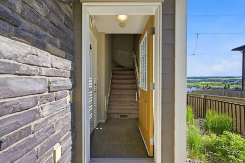 3 Evansview Gardens Nw, Calgary, AB - Outdoor With Exterior
