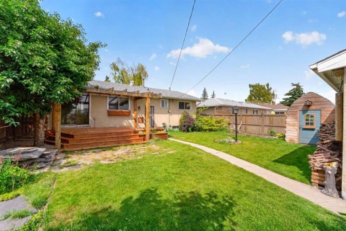 4639 Marbank Drive, Calgary, AB - Outdoor