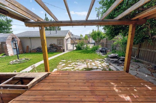 4639 Marbank Drive, Calgary, AB - Outdoor