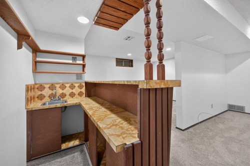 4639 Marbank Drive, Calgary, AB - Indoor Photo Showing Other Room