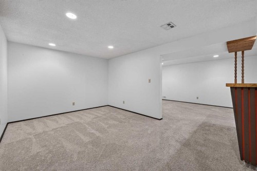 4639 Marbank Drive, Calgary, AB - Indoor Photo Showing Other Room