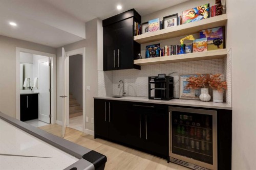 84 Timberline Way Sw, Calgary, AB - Indoor Photo Showing Other Room