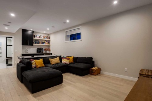 84 Timberline Way Sw, Calgary, AB - Indoor