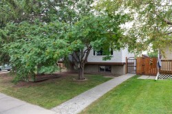232 Thames Close NW Calgary, AB T2K 5N4