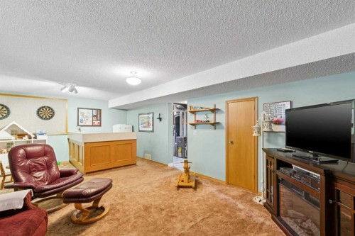 232 Thames Close Nw, Calgary, AB - Indoor