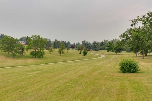 232 Thames Close Nw, Calgary, AB - Outdoor With View