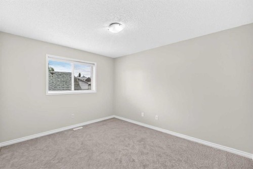 247 Covington Close Ne, Calgary, AB - Indoor Photo Showing Other Room