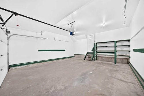 247 Covington Close Ne, Calgary, AB - Indoor Photo Showing Garage