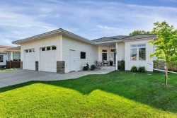 3565 54 Avenue Innisfail, AB T4G 1S3