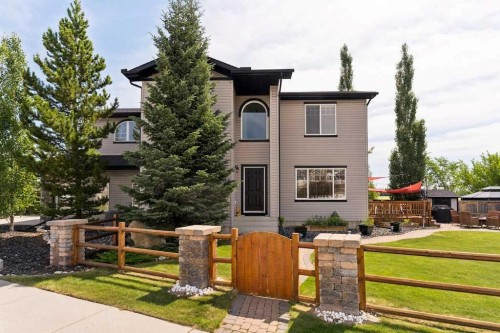 115 Rockmont Court Nw, Calgary, AB - Outdoor