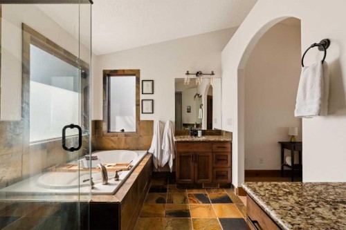 115 Rockmont Court Nw, Calgary, AB - Indoor Photo Showing Bathroom