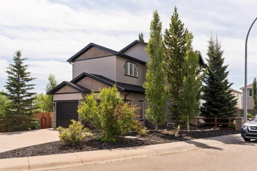 115 Rockmont Court Nw, Calgary, AB - Outdoor