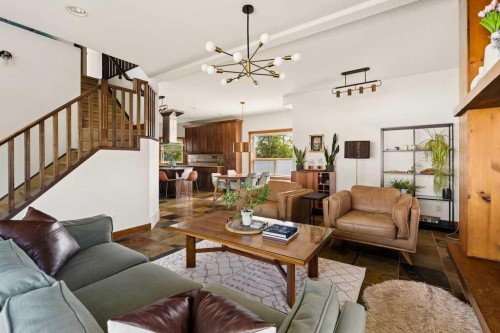 115 Rockmont Court Nw, Calgary, AB - Indoor Photo Showing Living Room