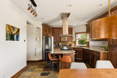 115 Rockmont Court Nw, Calgary, AB - Indoor