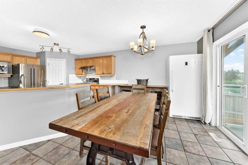 23 Thornbird Way Se, Airdrie, AB - Indoor