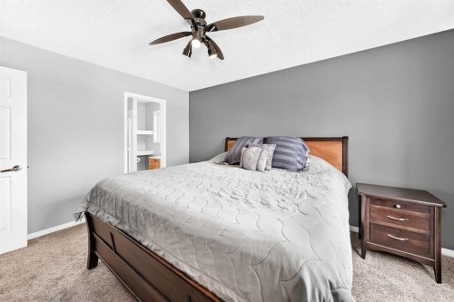 23 Thornbird Way Se, Airdrie, AB - Indoor Photo Showing Bedroom