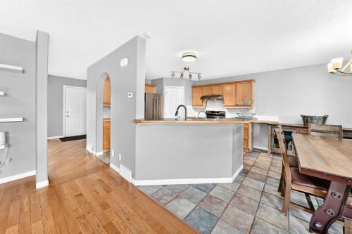 23 Thornbird Way Se, Airdrie, AB - Indoor Photo Showing Other Room