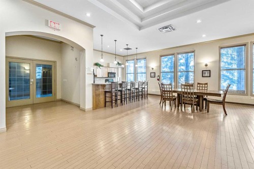 201-3650 Marda Link Sw, Calgary, AB - Indoor Photo Showing Dining Room