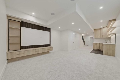 1009 18 Avenue Nw, Calgary, AB - Indoor