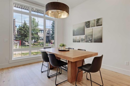 1009 18 Avenue Nw, Calgary, AB - Indoor Photo Showing Dining Room
