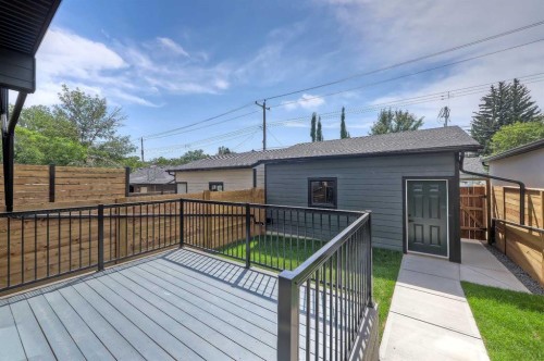 1009 18 Avenue Nw, Calgary, AB - Outdoor With Deck Patio Veranda With Exterior