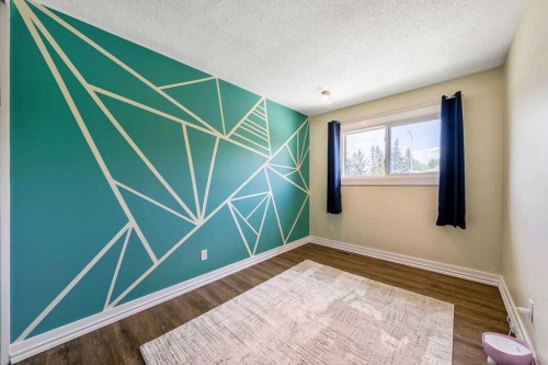 14-14736 Deerfield Drive Se, Calgary, AB - Indoor Photo Showing Other Room