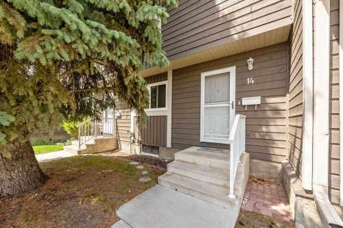 14-14736 Deerfield Drive Se, Calgary, AB - Outdoor