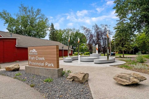 14-14736 Deerfield Drive Se, Calgary, AB - Outdoor