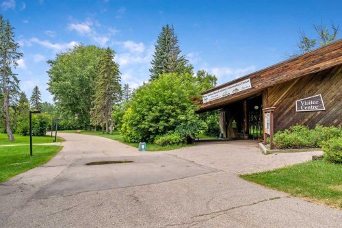 14-14736 Deerfield Drive Se, Calgary, AB - Outdoor