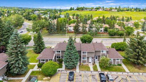 14-14736 Deerfield Drive Se, Calgary, AB - Outdoor