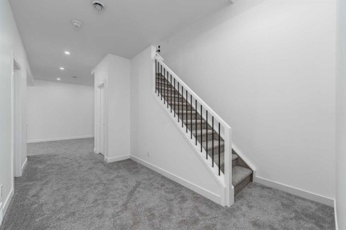 421 Hendon Drive Nw, Calgary, AB - Indoor Photo Showing Other Room