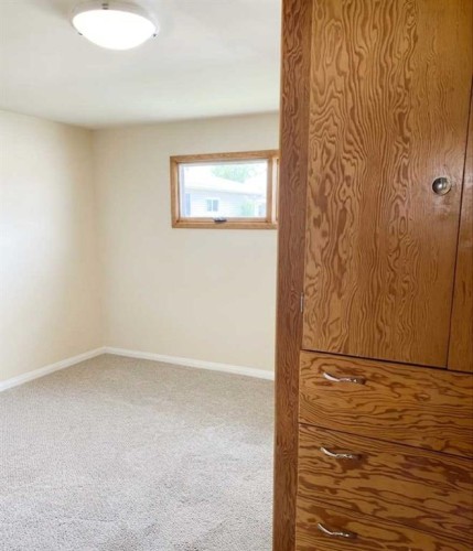 1522 20 Avenue, Didsbury, AB - Indoor Photo Showing Other Room