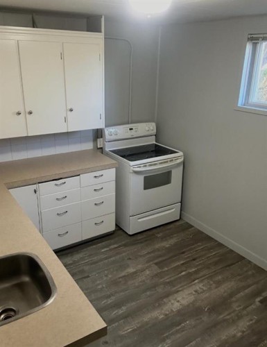 1522 20 Avenue, Didsbury, AB - Indoor
