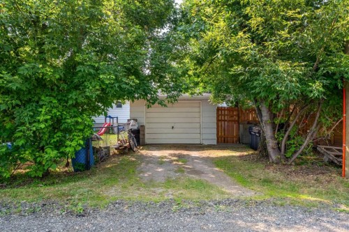 1522 20 Avenue, Didsbury, AB - Outdoor