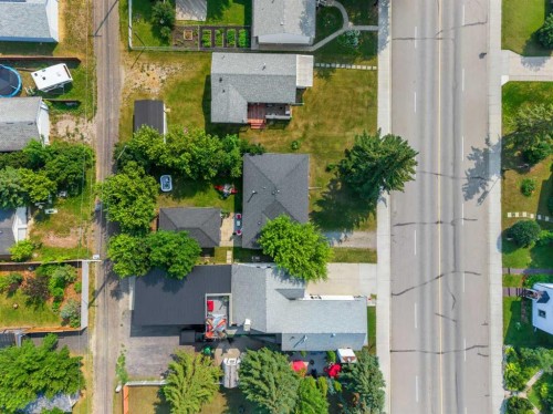 1522 20 Avenue, Didsbury, AB - Outdoor