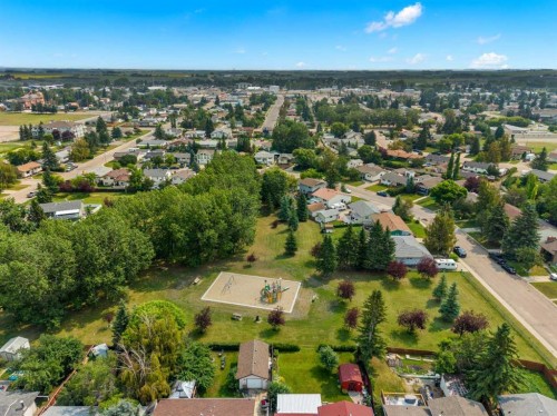 1522 20 Avenue, Didsbury, AB - Outdoor With View