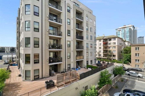 412-111 14 Avenue Se, Calgary, AB - Outdoor With Balcony With Facade