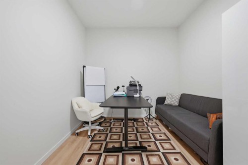 147 Magnolia Path Se, Calgary, AB - Indoor