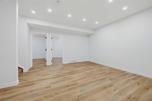 147 Magnolia Path Se, Calgary, AB - Indoor Photo Showing Other Room
