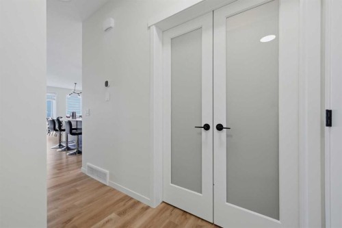 147 Magnolia Path Se, Calgary, AB - Indoor Photo Showing Other Room