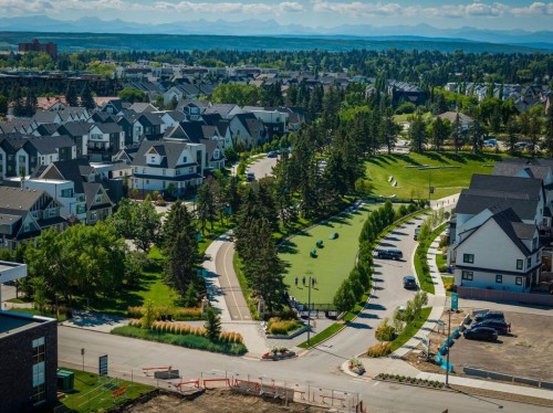 15 Normandy Lane Sw, Calgary, AB 