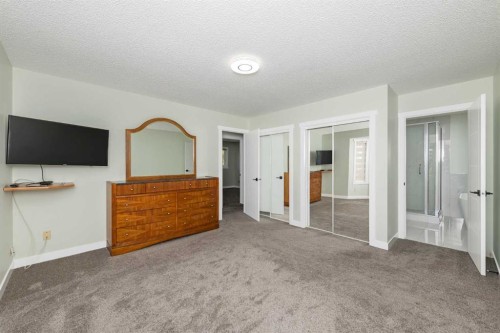 98 Del Ray Road Ne, Calgary, AB - Indoor