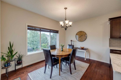 150 Fireside Bend, Cochrane, AB - Indoor Photo Showing Dining Room